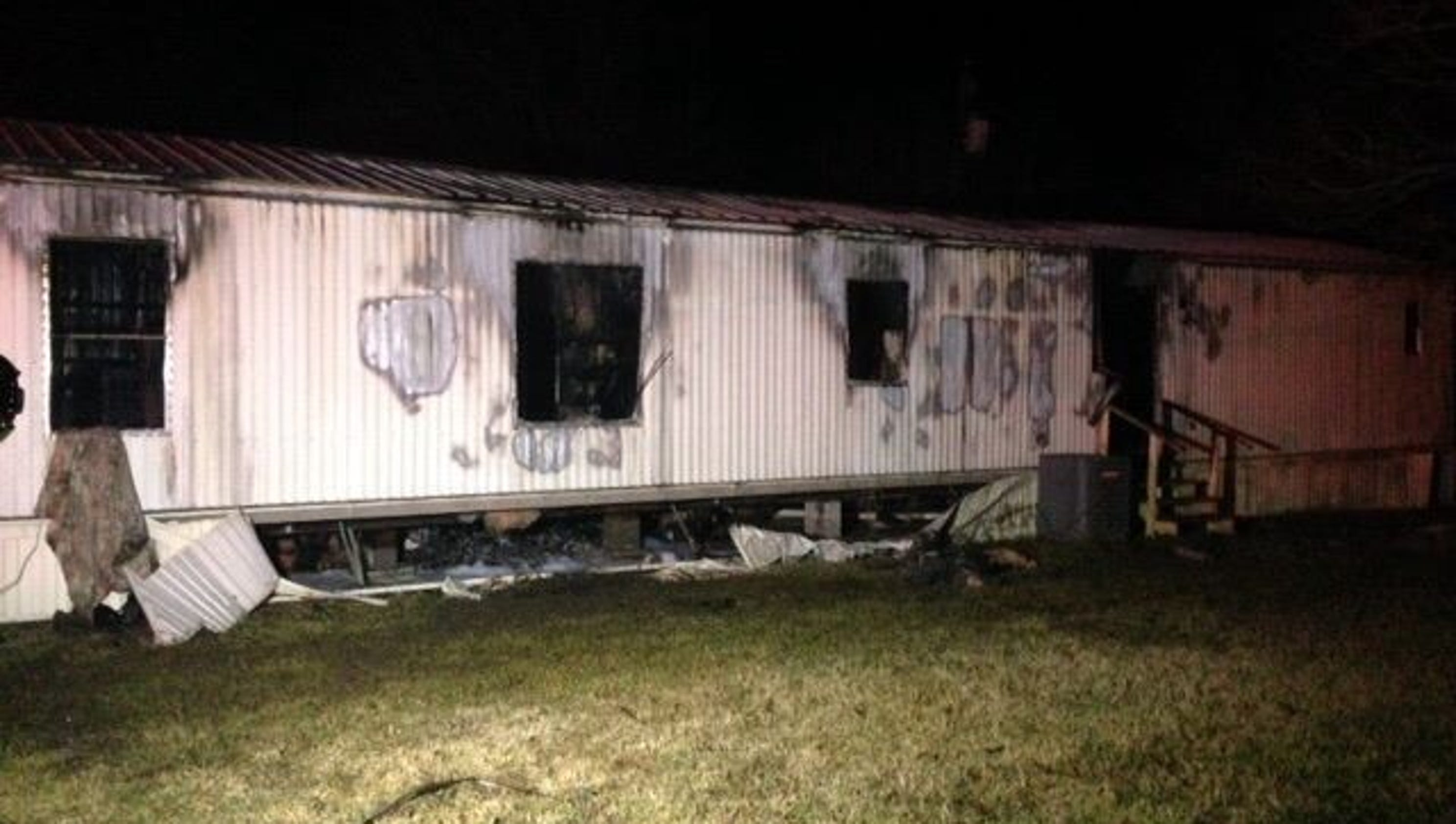 6-year-old girl dies in Deville fire 6-year-old girl dies in Deville fire