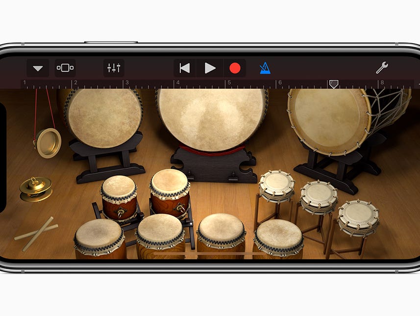 A screenshot of GarageBand.