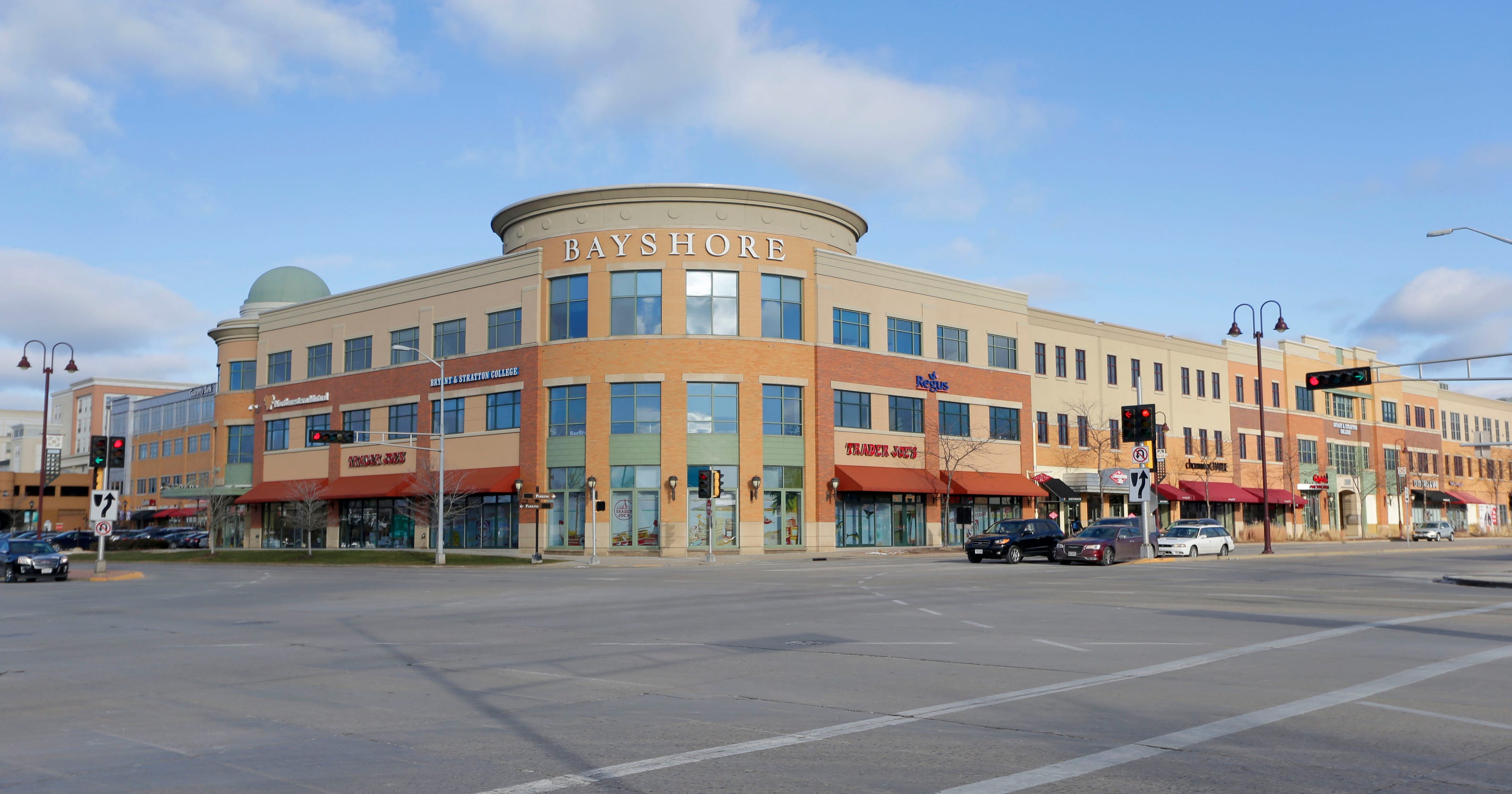 Glendale's Bayshore Town Center acquired in lieu of foreclosure