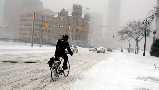 Weekend Will Warm Up In Time For Detroit S Winter Blast