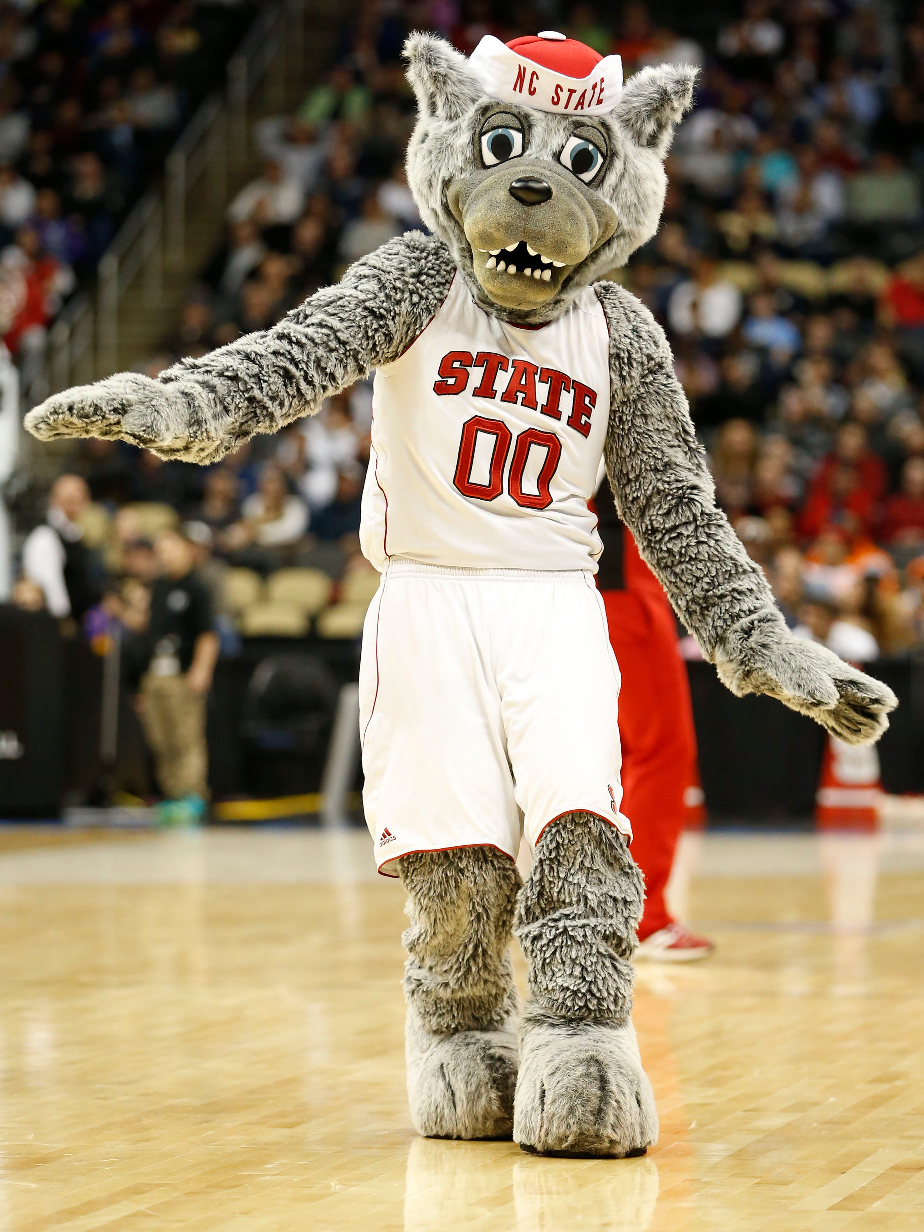 North Carolina State Mascot Takes Shot At North Carolina S Ncaa Issues