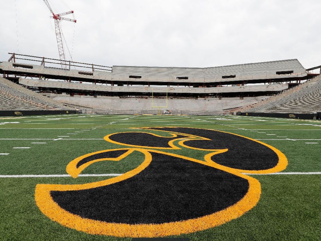 Kinnick Edge Outdoor Club Seating Chart