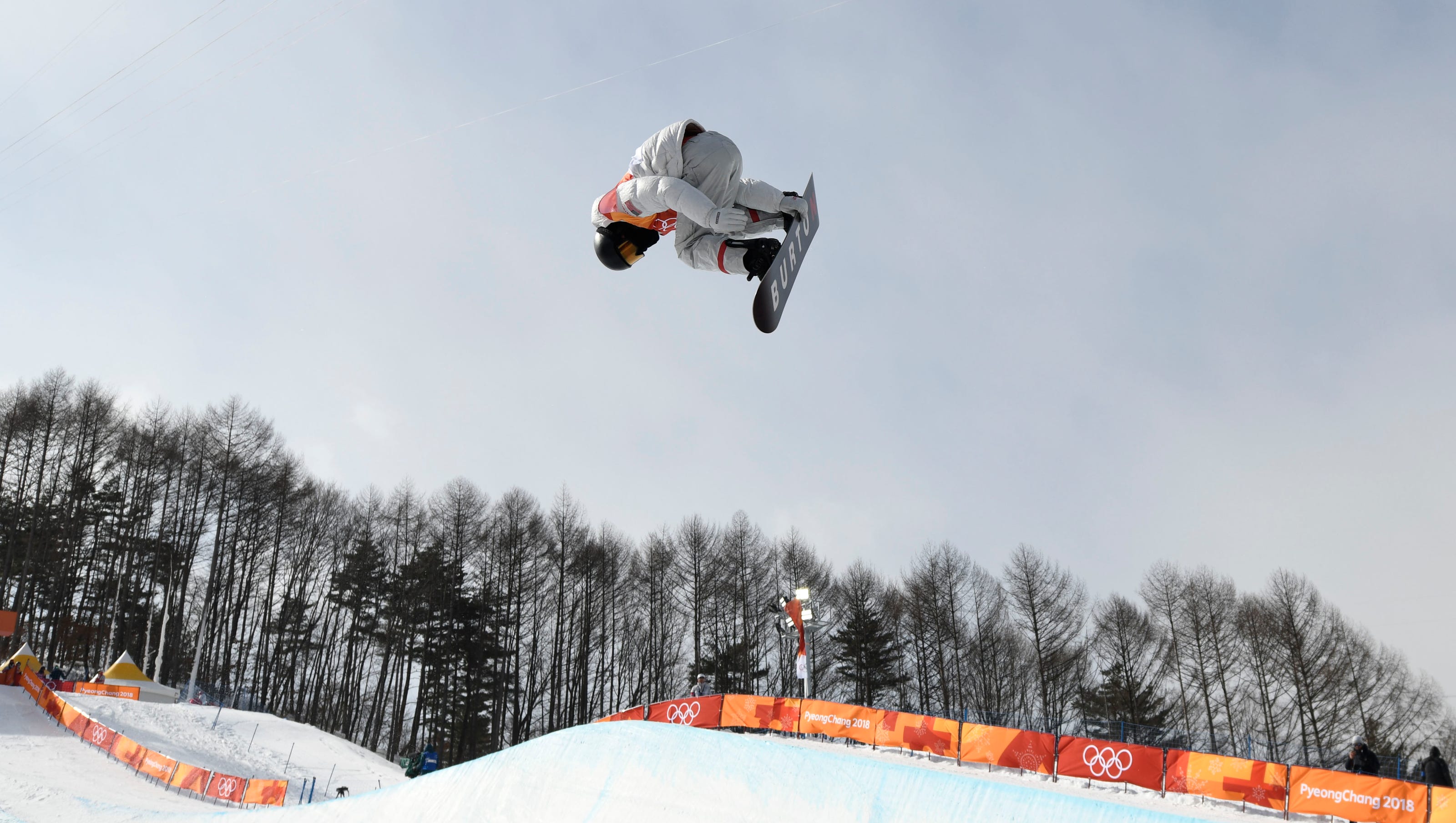 2018 Winter Olympics: Shaun White soars, and it was only qualifying