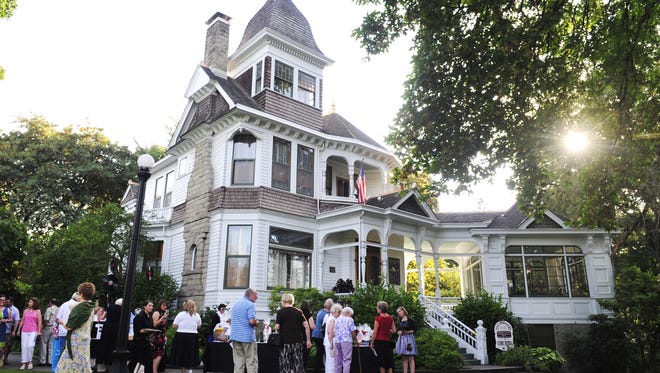 Deepwood Museum and Gardens shows off the designs of a century ago.