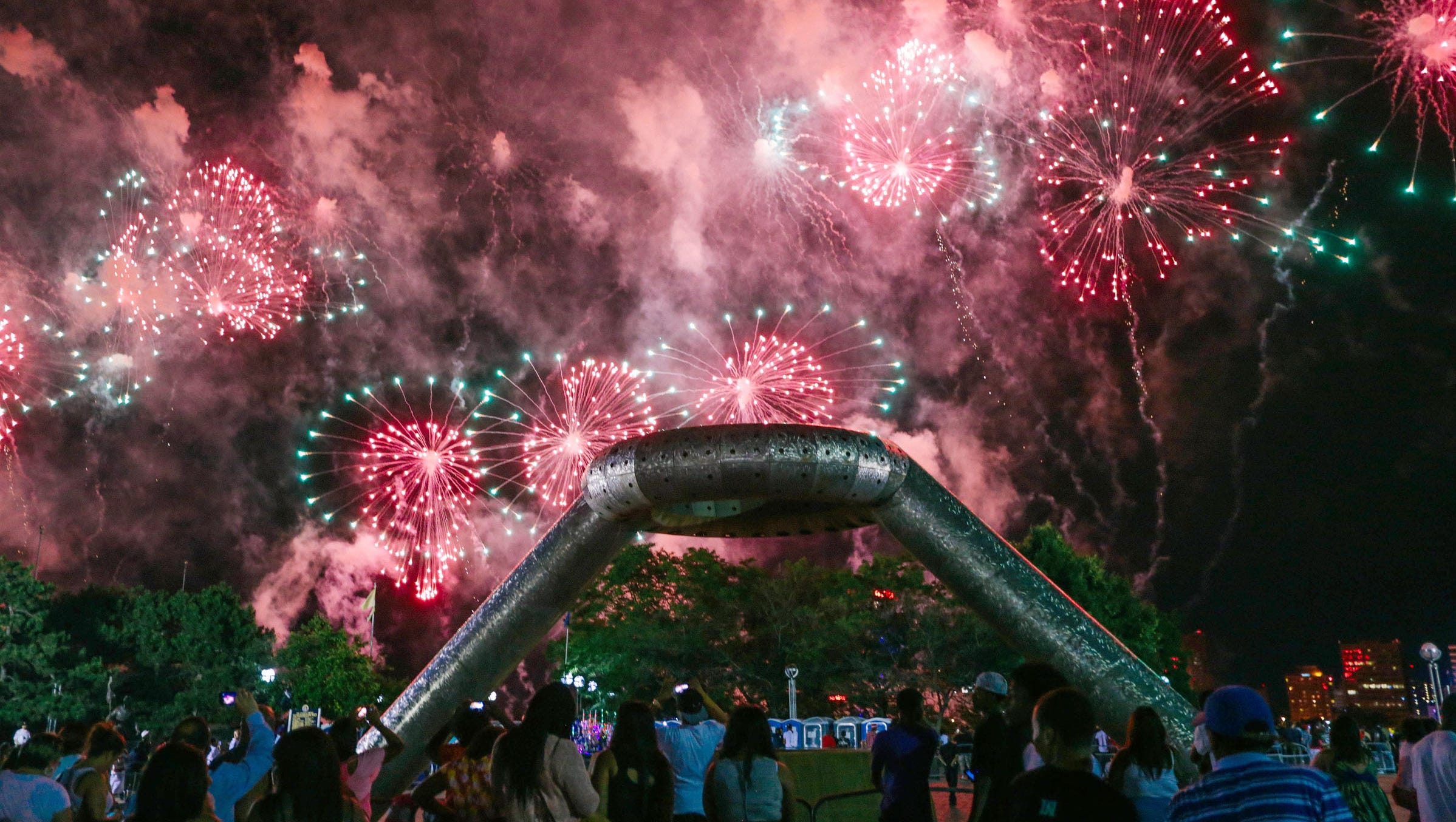 Here's everything you need to know about Detroit's Ford Fireworks