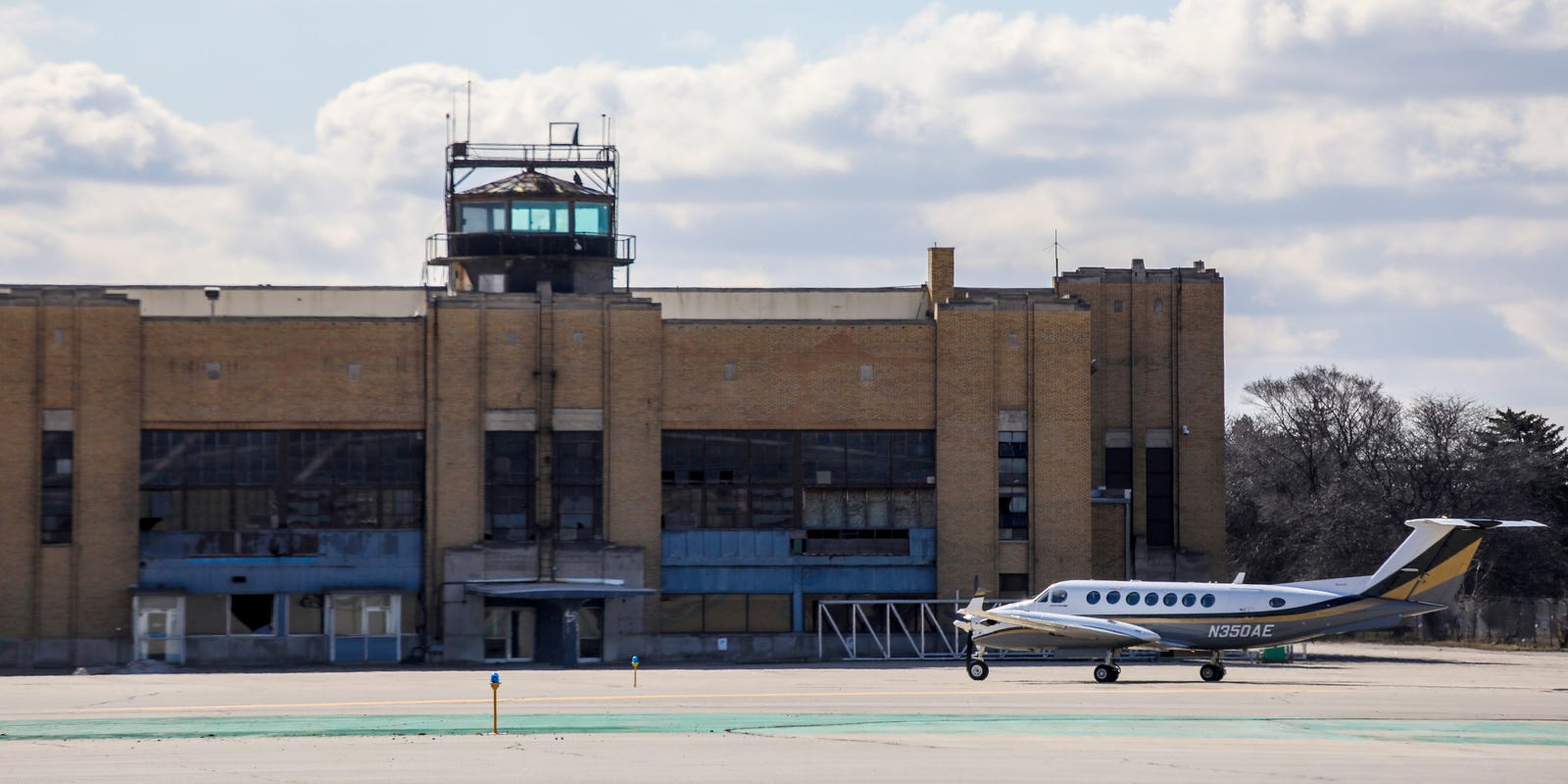 Detroit Schools Look At Return To City Airport For Aviation Classes