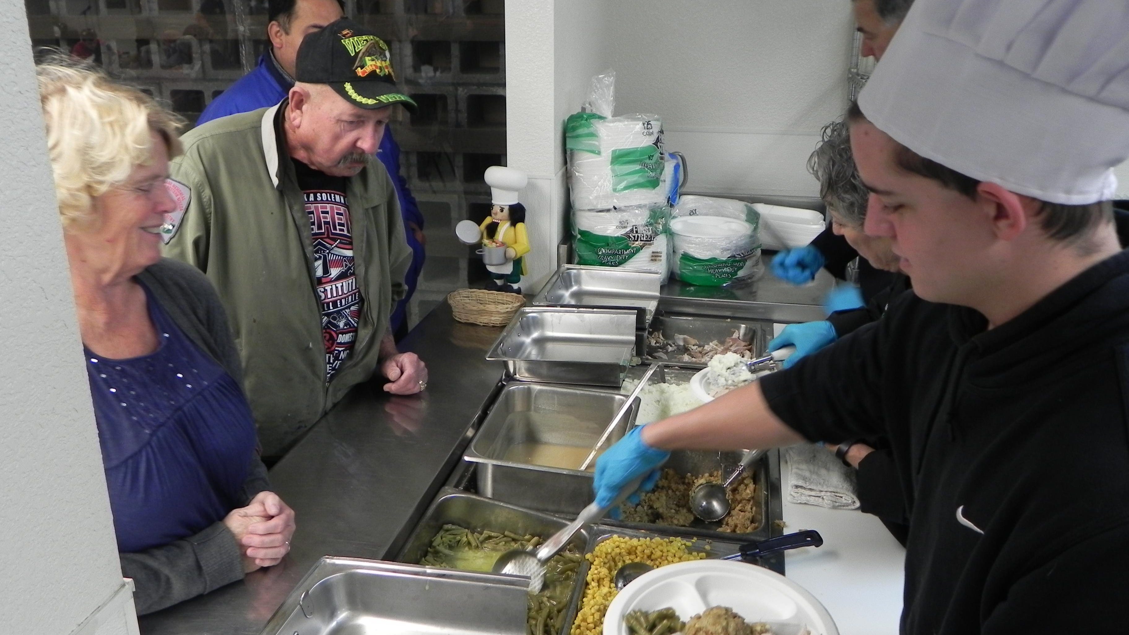 Why You Shouldn T Volunteer At A Soup Kitchen This Thanksgiving