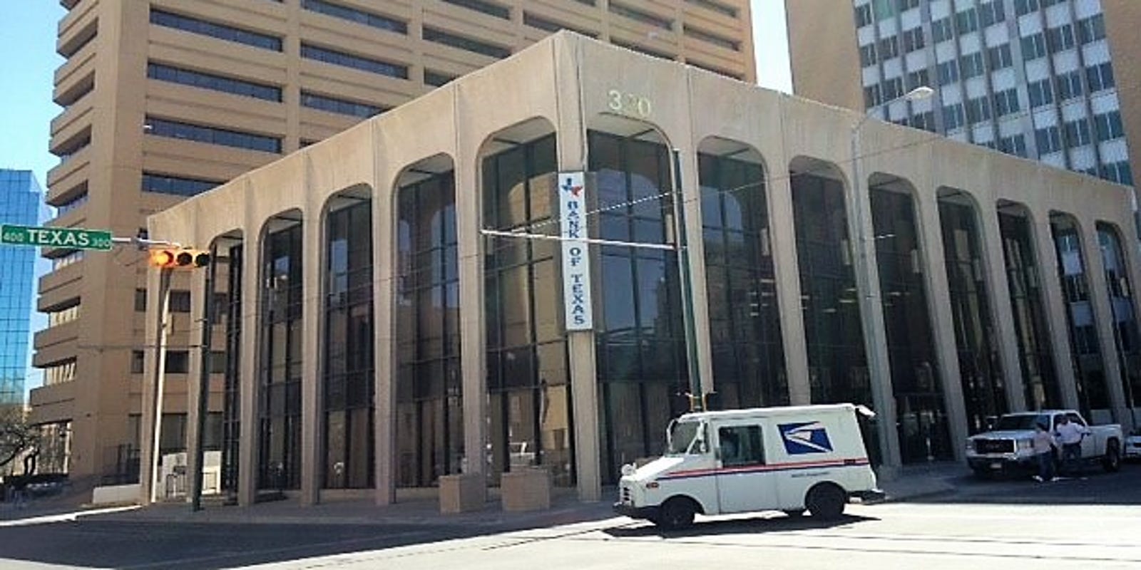 Downtown El Paso bank building sold to Dipp family investment group
