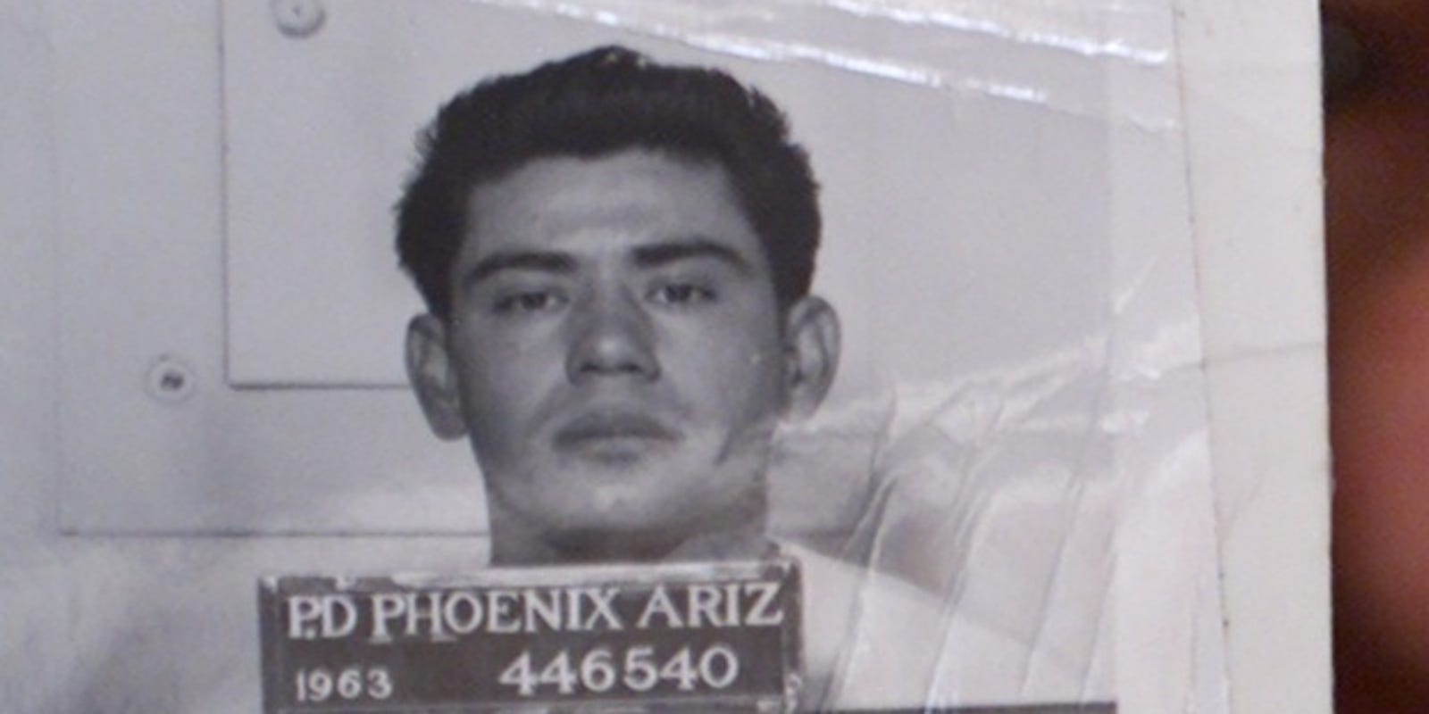 Resultat d'imatges de 1976 Ernesto Miranda, famous from the Supreme Court ruling on Miranda vs. Arizona is stabbed to death.