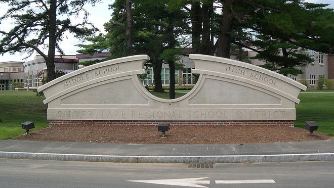The entrance to the Silver Lake campus