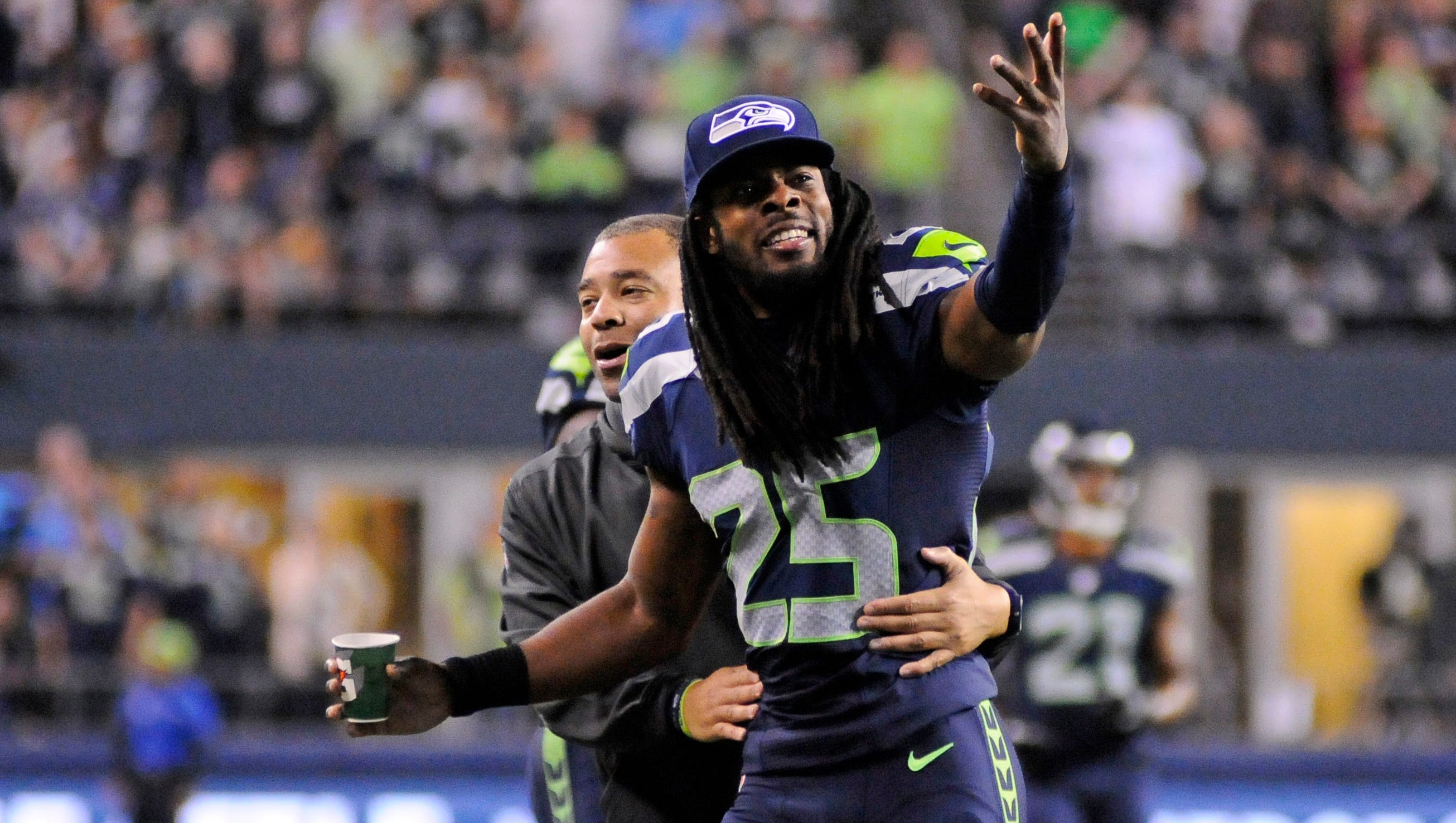 Seahawks Richard Sherman Pans Kaepernick 49ers In America S Game