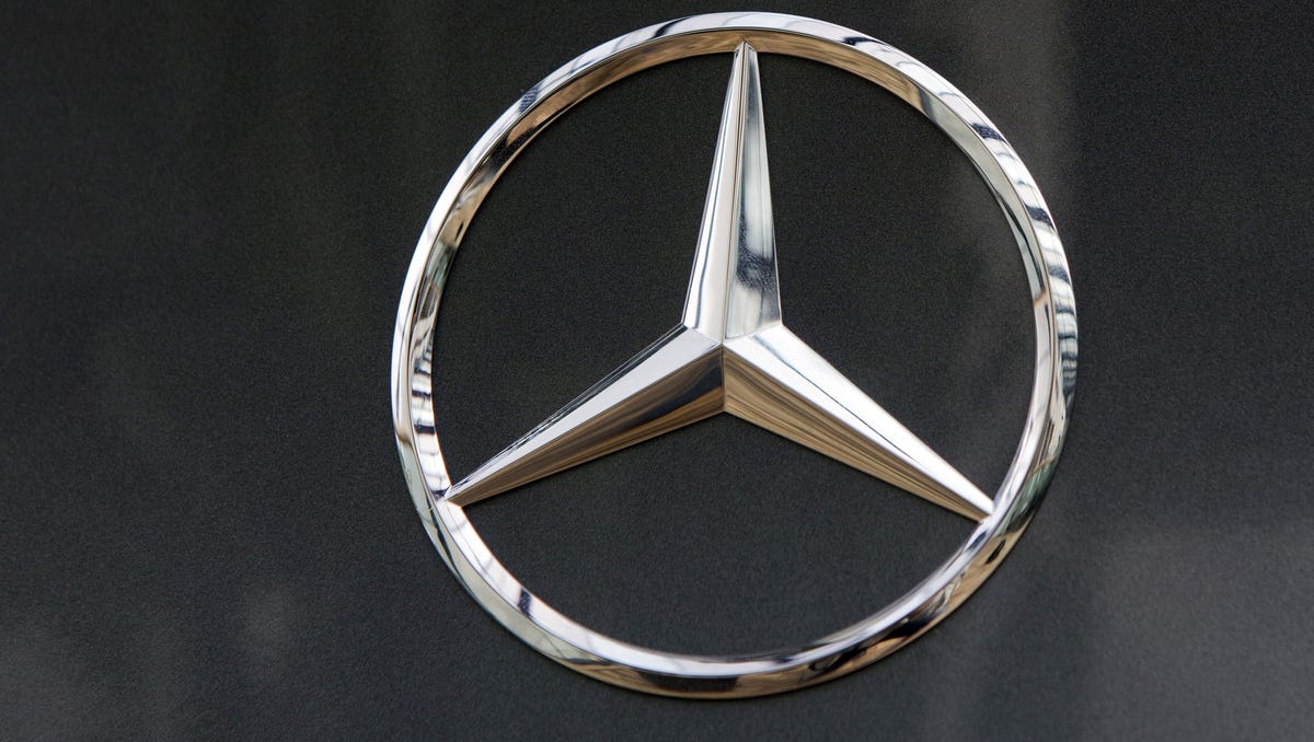 U S Closes Mercedes Fuel Leak Probe
