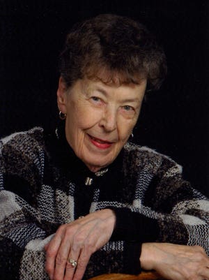 Dorothy Reed Joyce (Dottie) passed away on May 18, 2015.