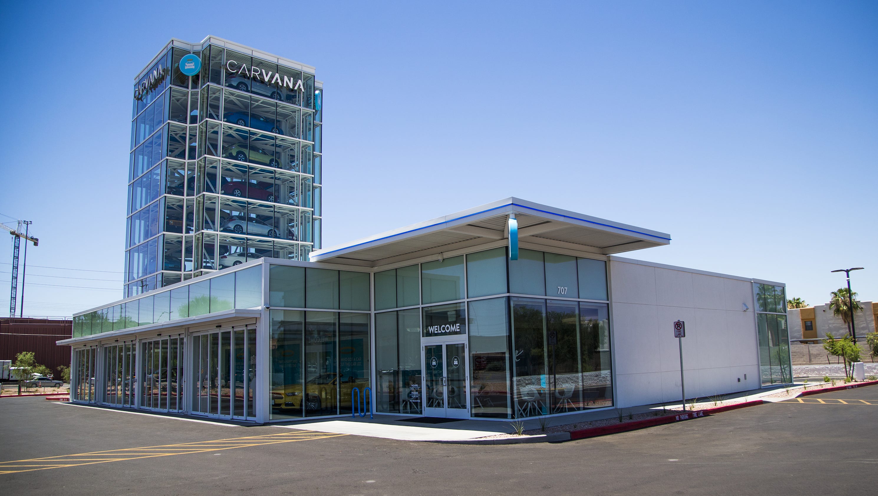 Tempe gets Carvana vehicle vending machine