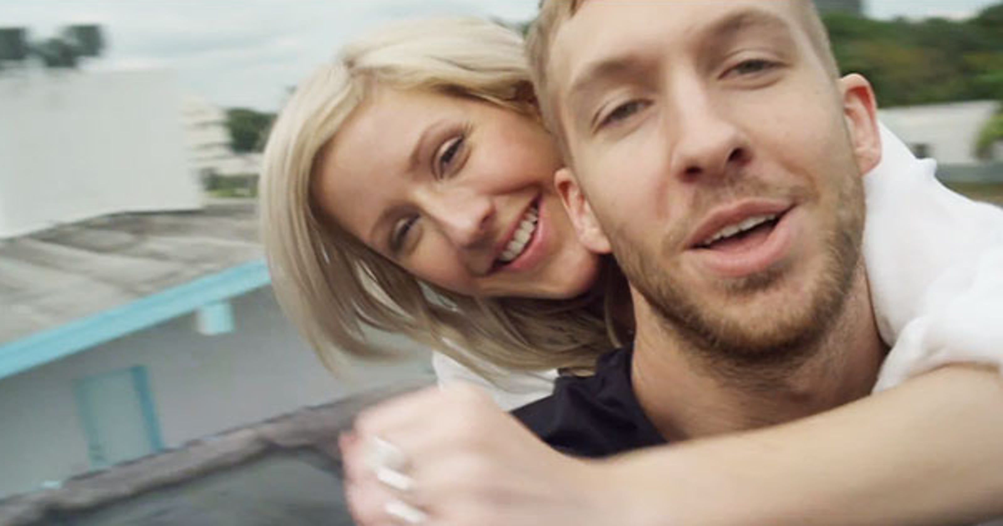 Ellie Goulding and Calvin Harris spotted holding hands