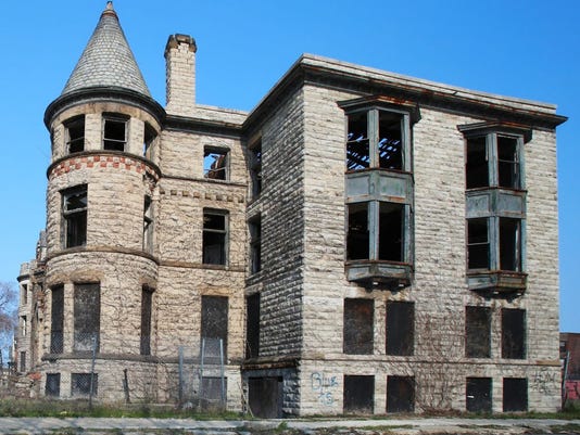 abandoned-brick-house-detroit-michigan.jpg