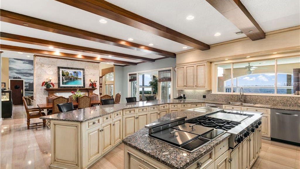 Shaq Is Selling His Mansion For 28 Million