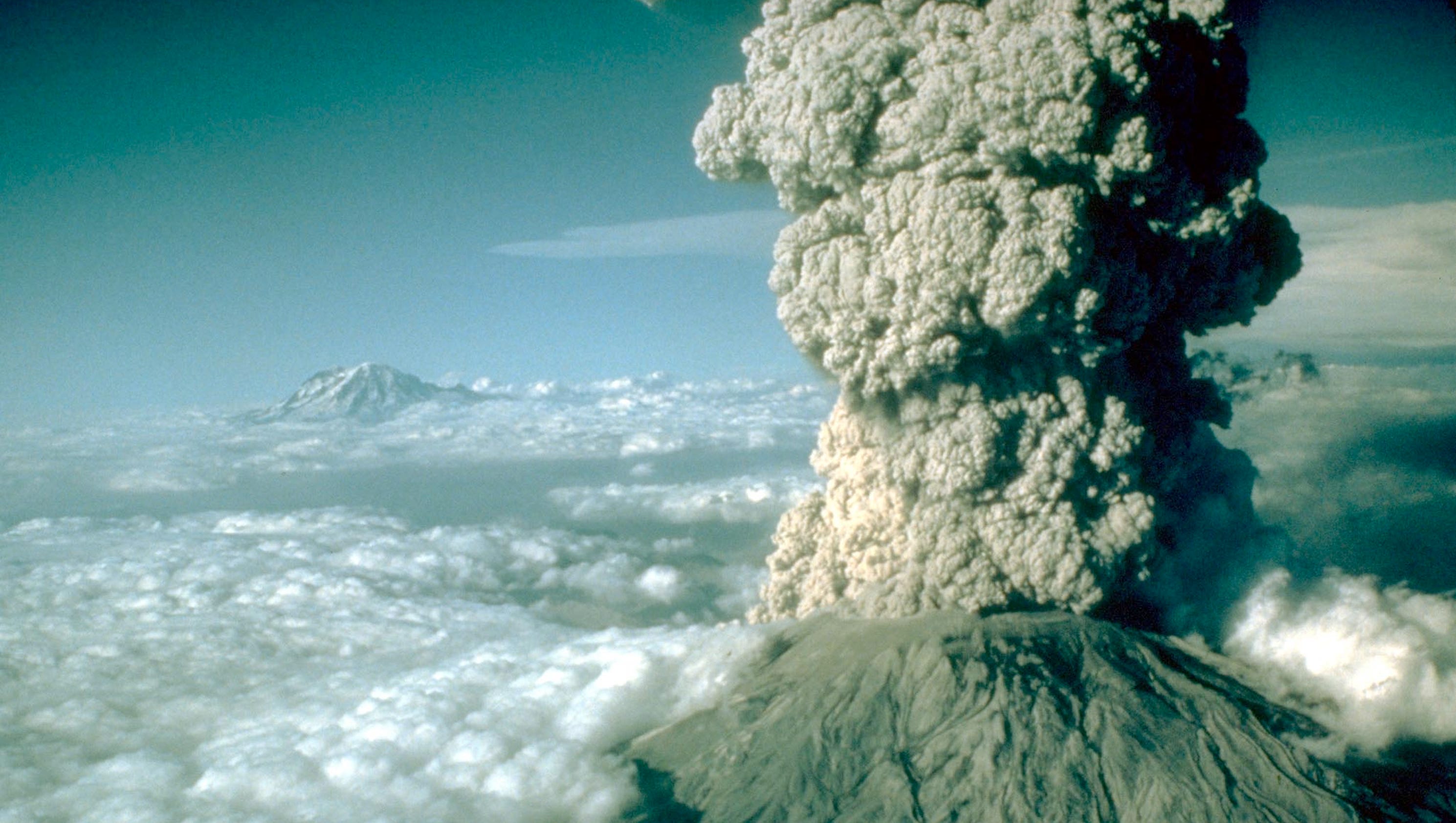 Was Mt. Rainier Really About To Erupt In 2012? - 86nw76u