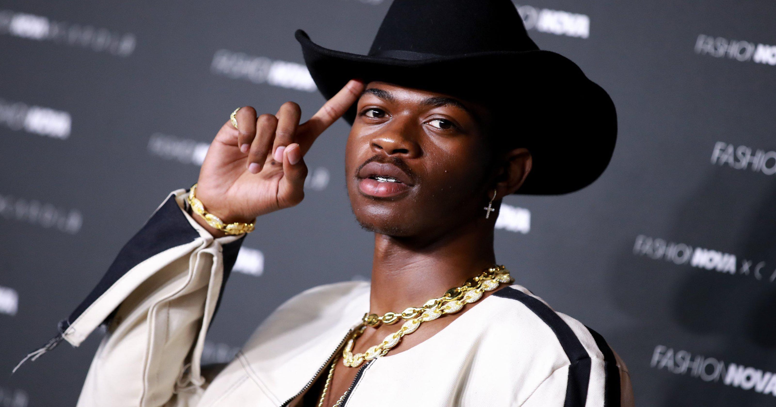 Old Town Road Lgbtq Rapper Lil Nas X Is Destroying Stereotypes -