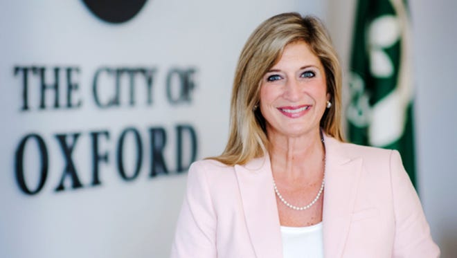 Oxford Police Officers 2 Officers Resign Another Accused Of Murder