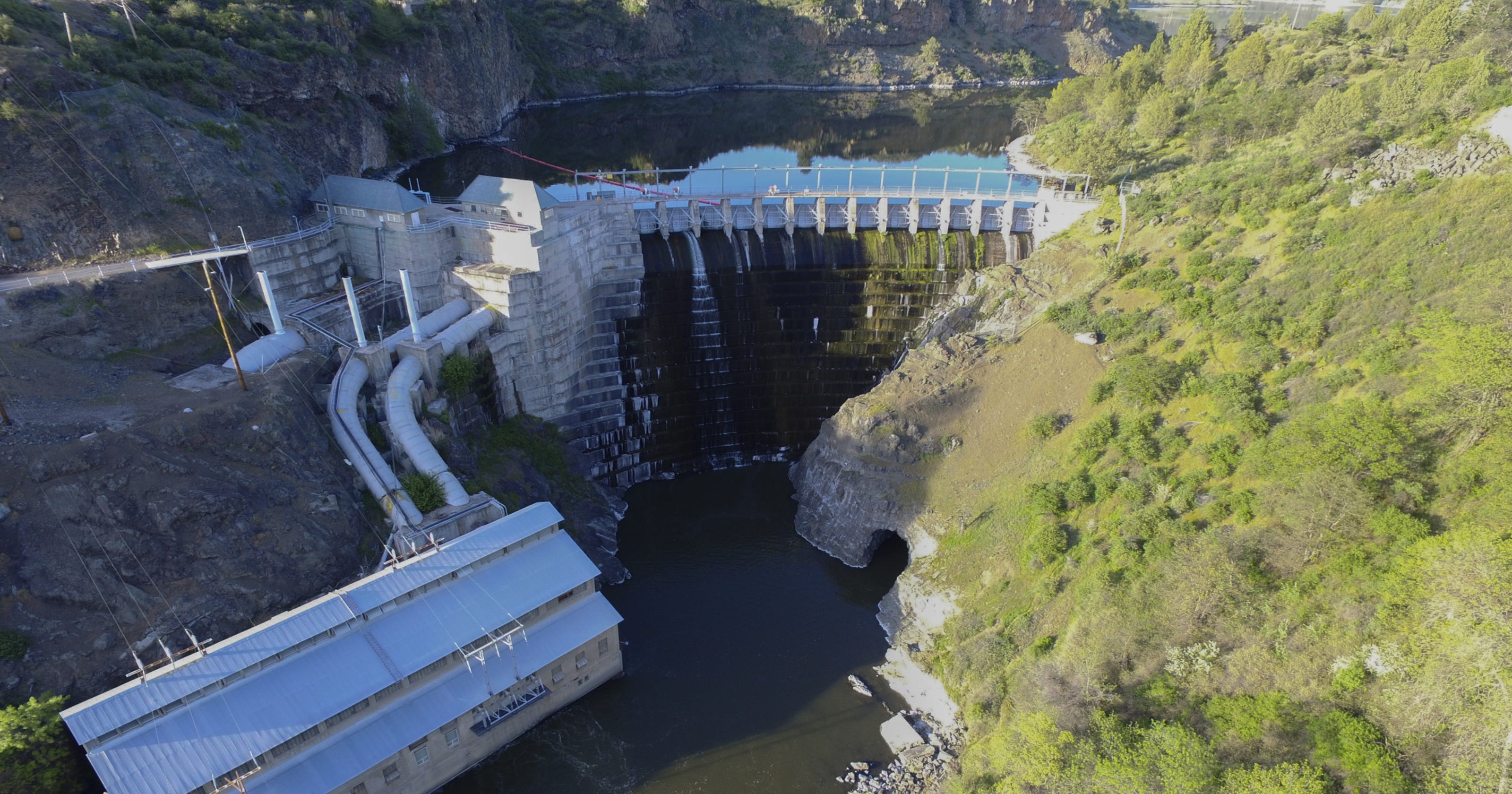 pay bill plans 3 largest, moves dam project, removal River nation's Klamath