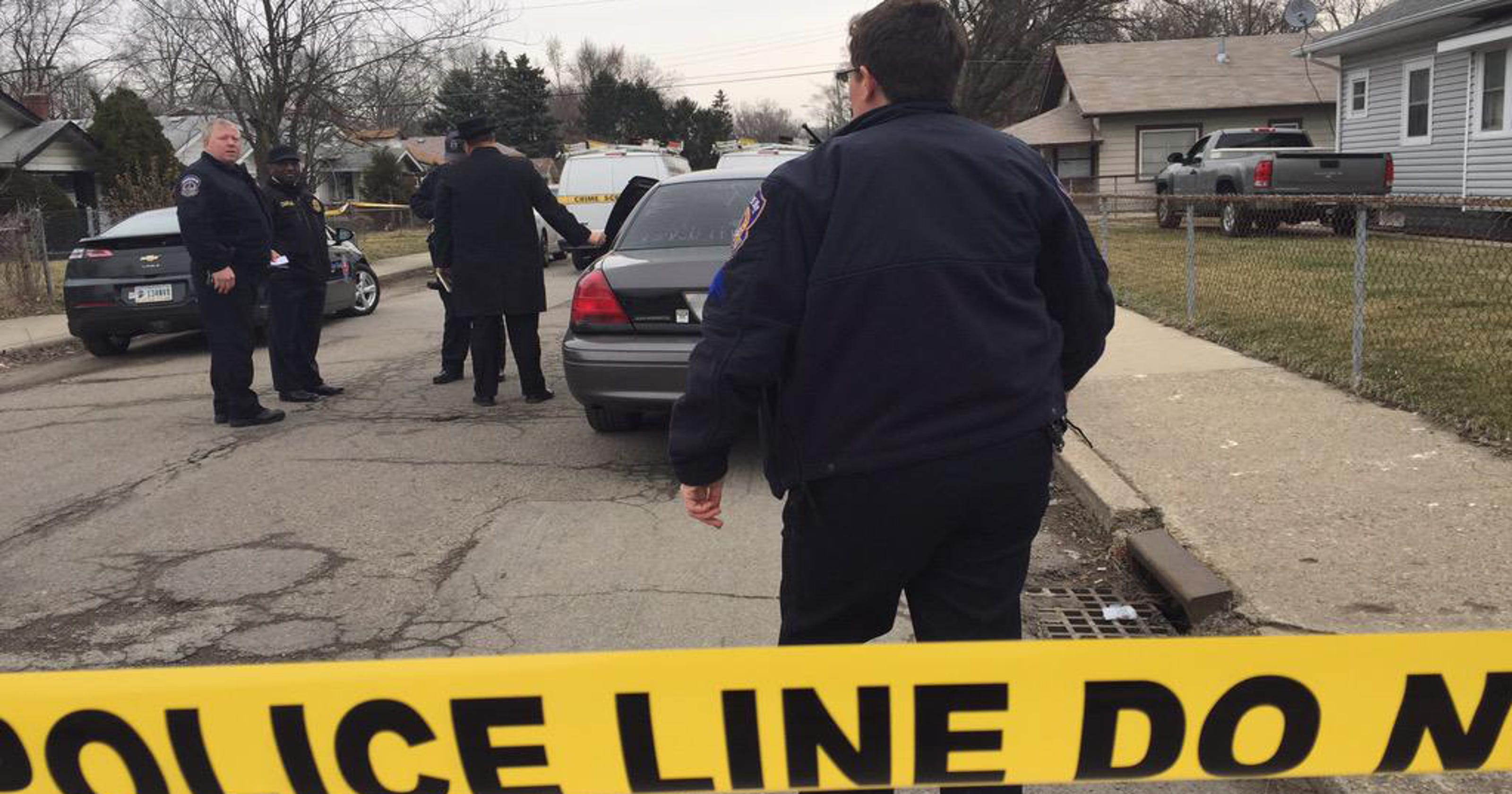 4 shot dead in Indianapolis home