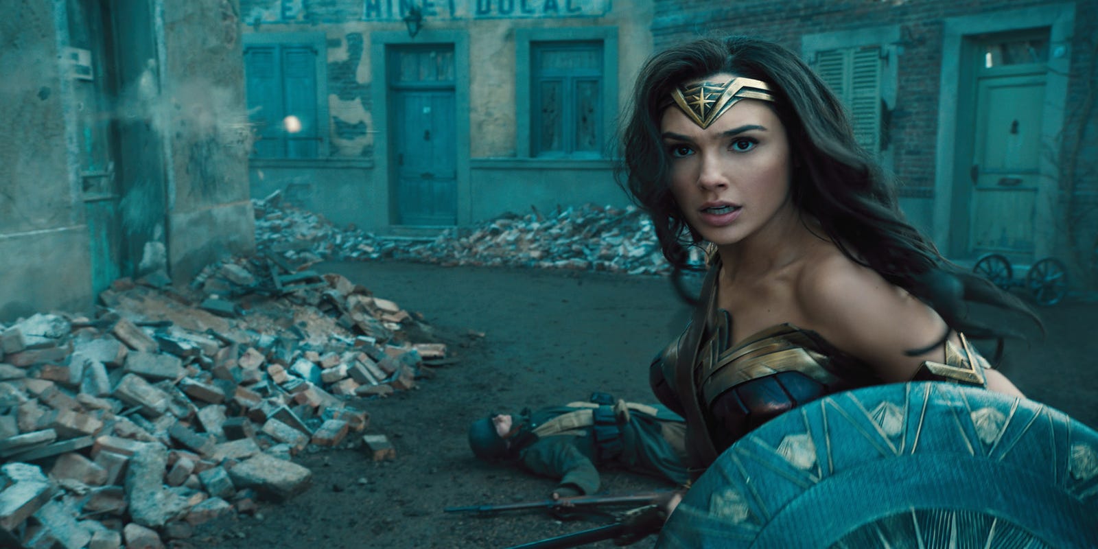 Gal Gadot Leads Wonder Woman Into The Zeitgeist 