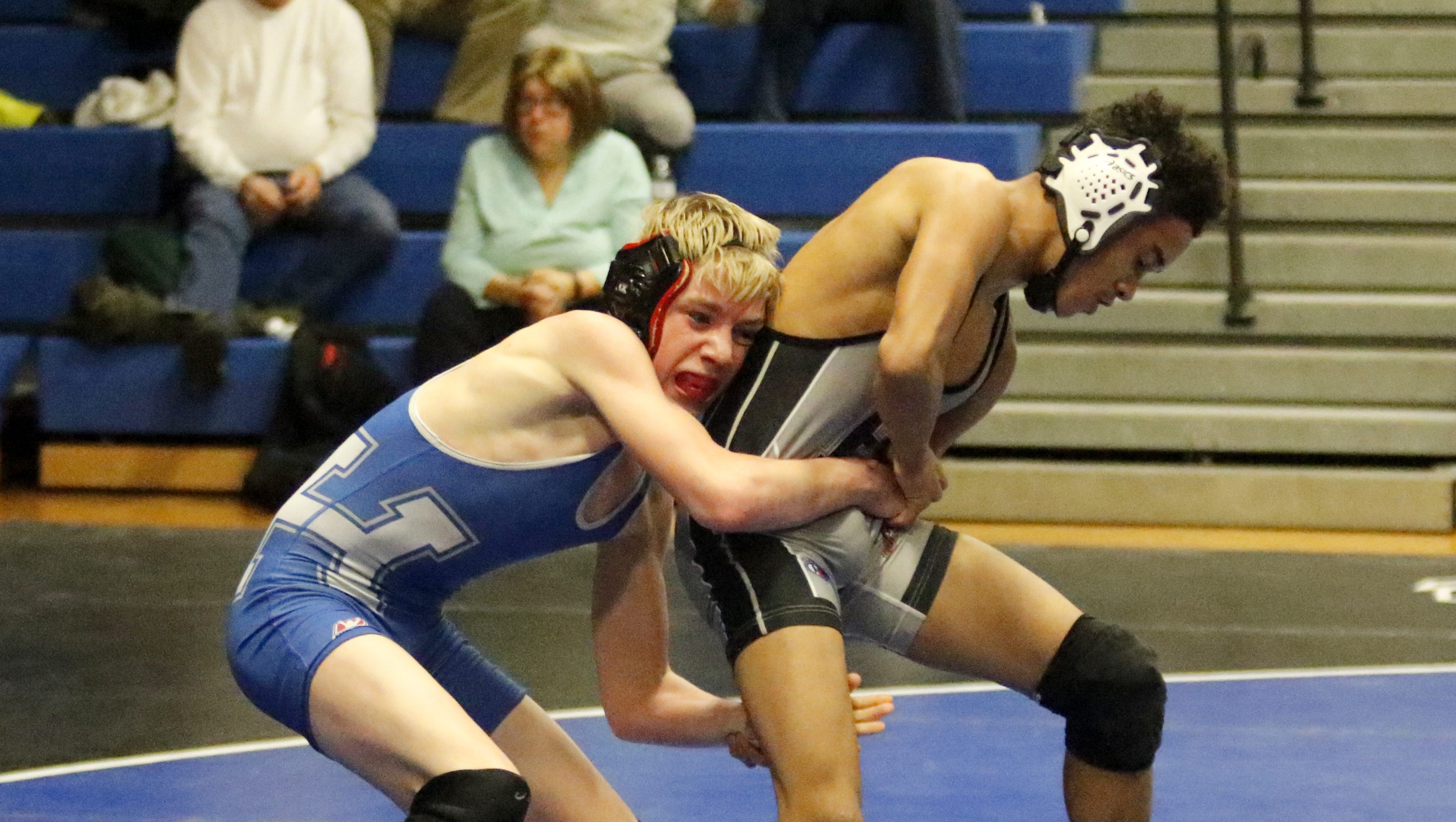 Elmira wrestlers win Section 4 title, qualify for state tournament