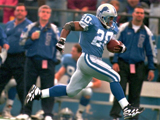 Barry Sanders is off to the races in this first-quarter
