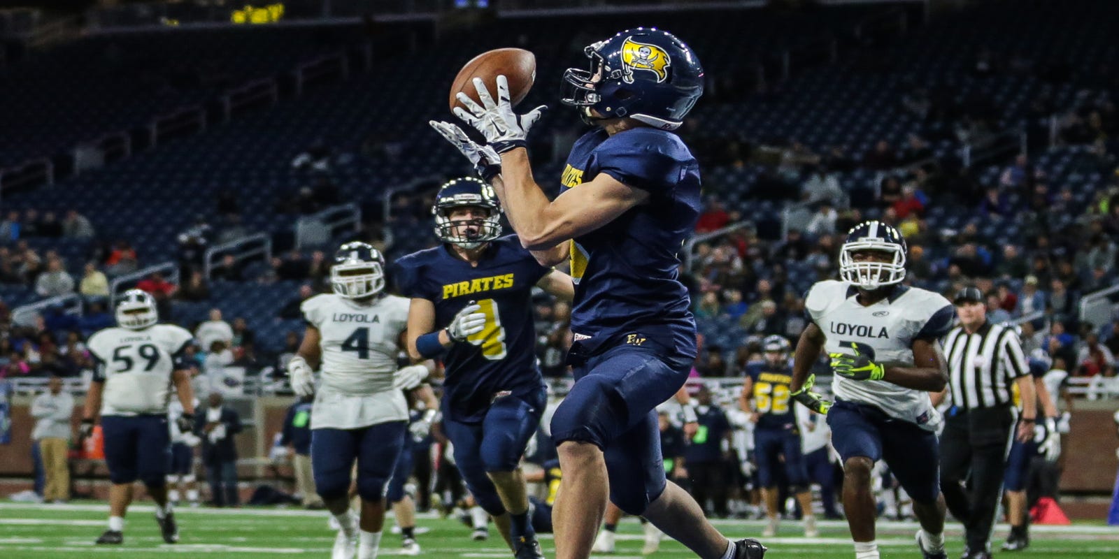 Pewamo Westphalia Takes Div 7 Title 28 14 Over Detroit Loyola