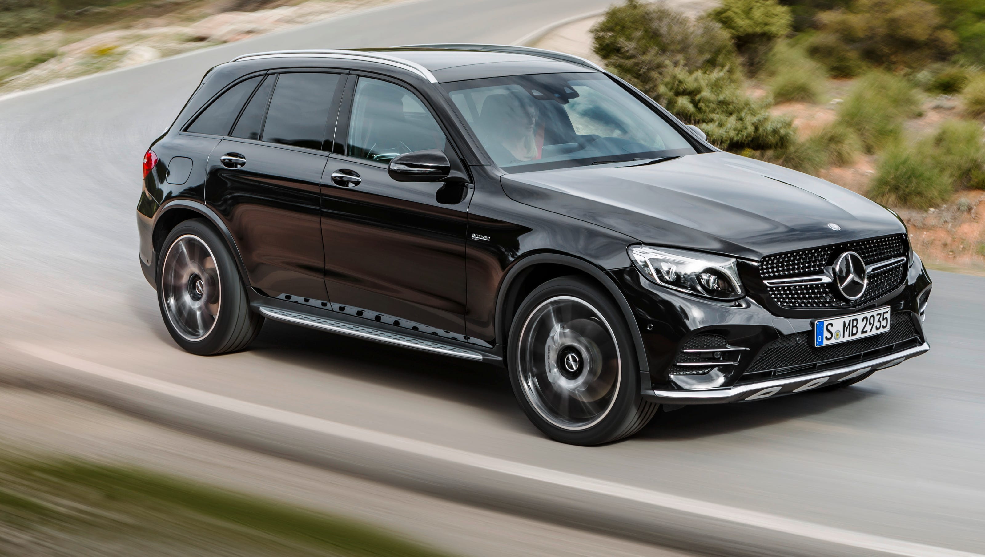 Mercedes-AMG shows 362-horsepower GLC43 SUV