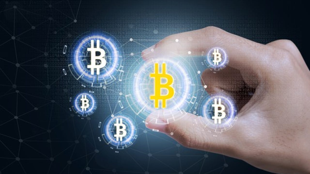 how does bitcoin blockchain work