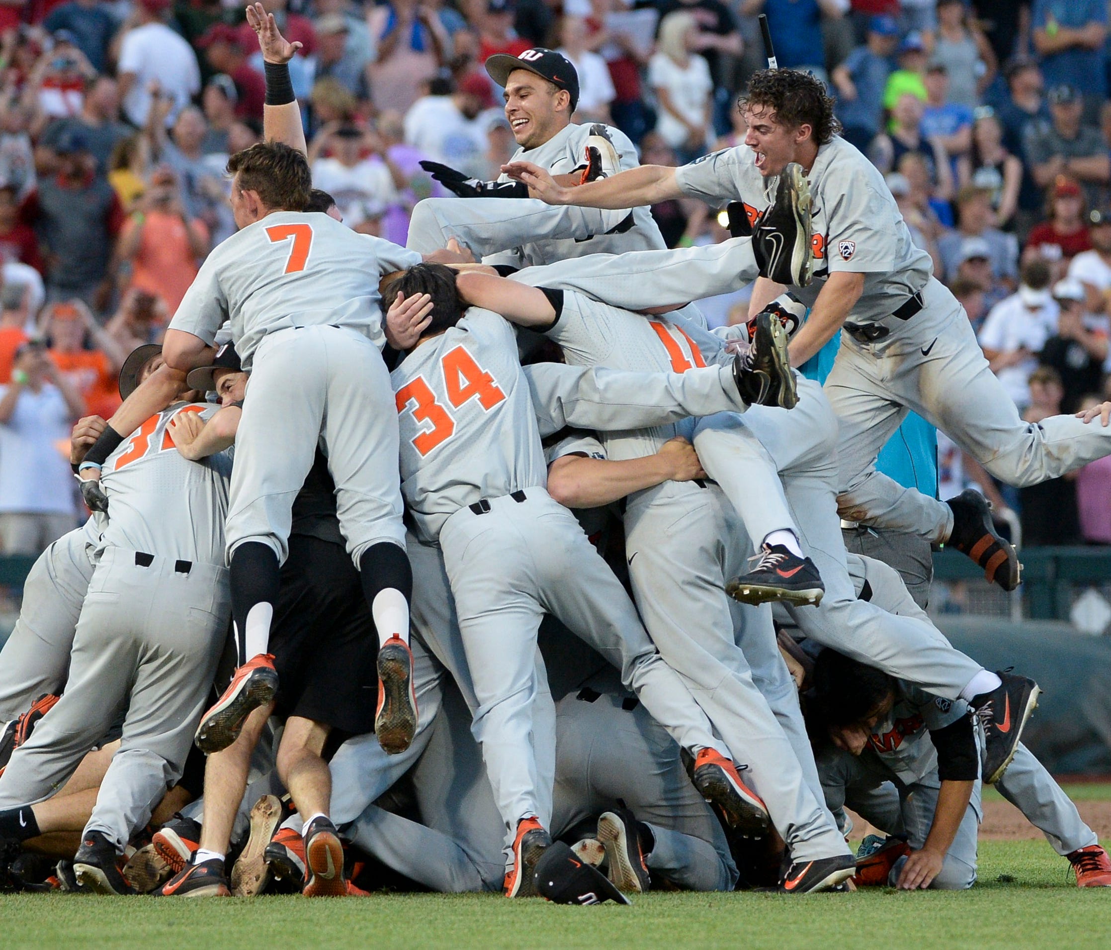 Oregon State celebrates after clinching the national title.