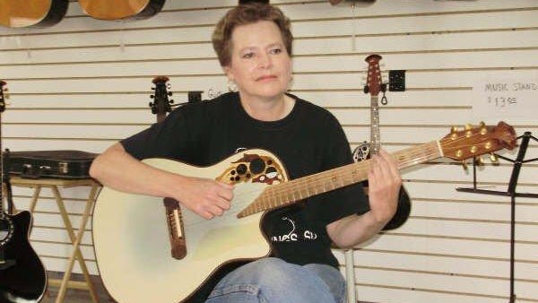 Ovation Guitar Factory In Connecticut To Close