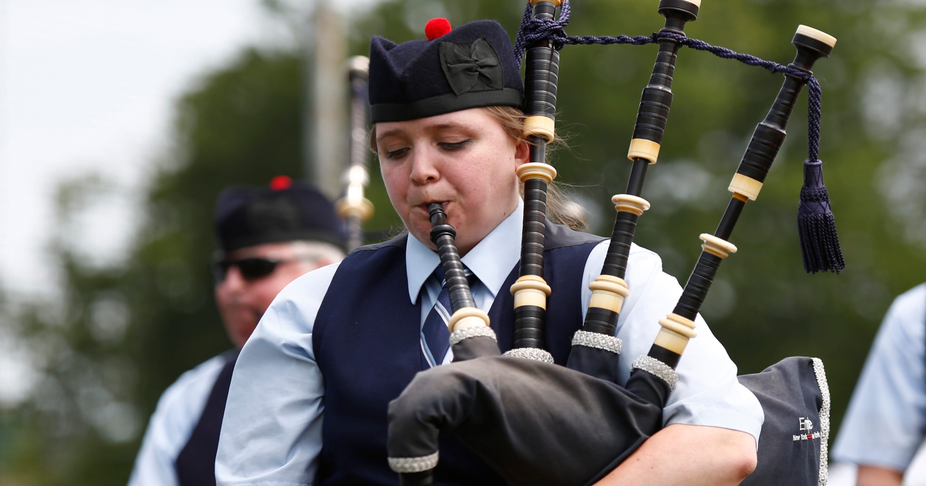 Bagpipes, drums compete at Ceol Mor Bagpipe Competition and Festival