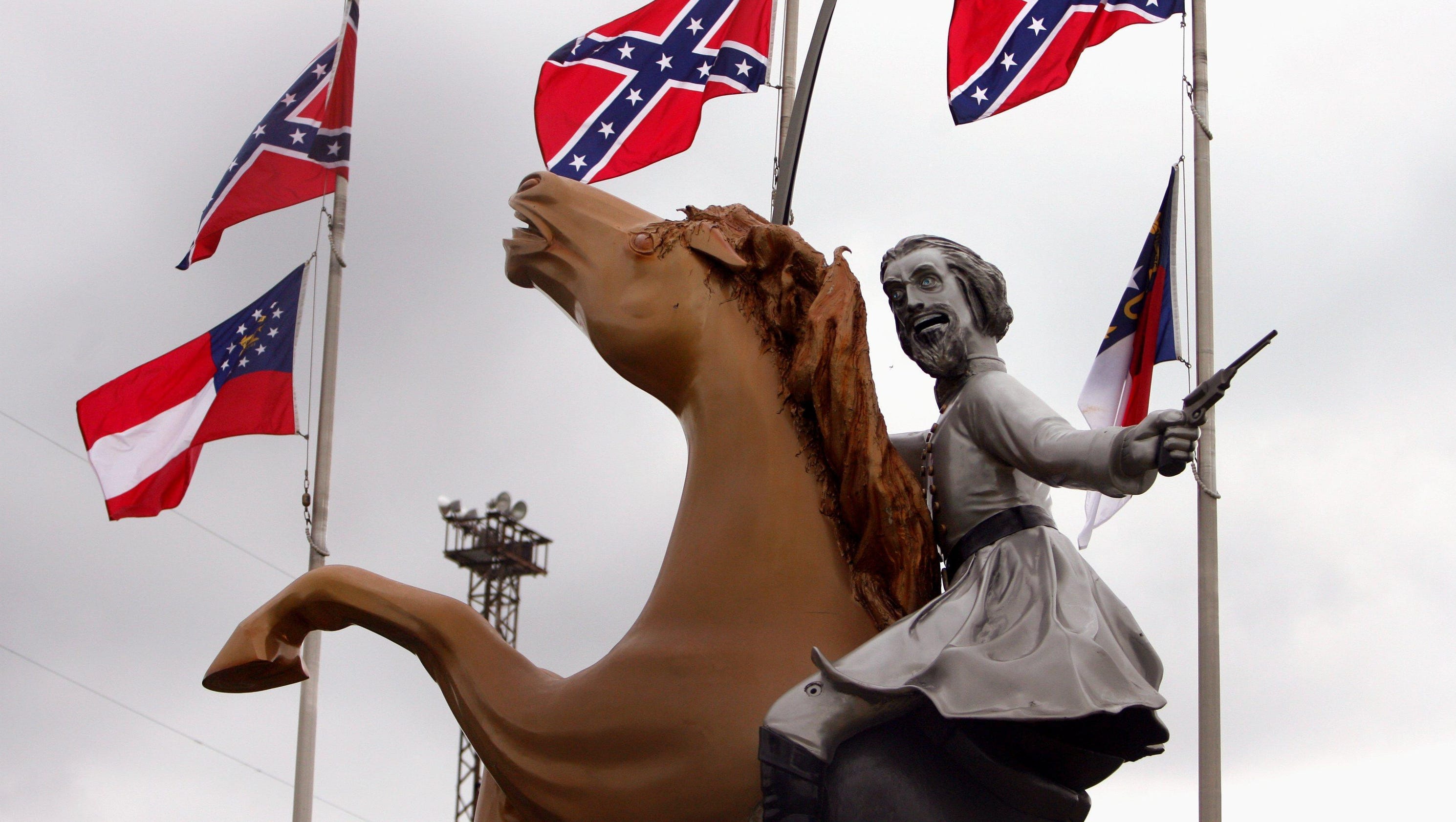Conceal Nathan Bedford Forrest statue from I65