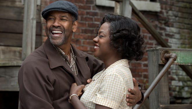 Denzel Washington plays Troy Maxson and Viola Davis is wife Rose in 'Fences.'