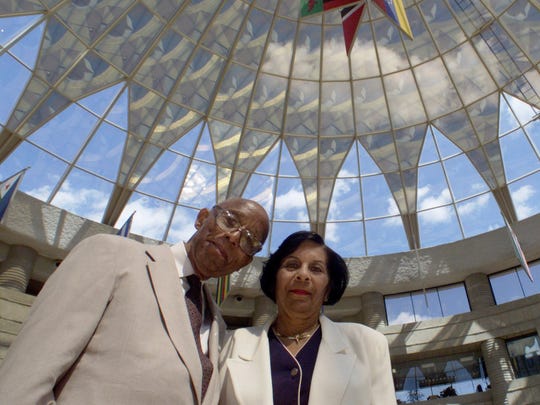 Roberta Wright Widow Of Charles H Wright Dies