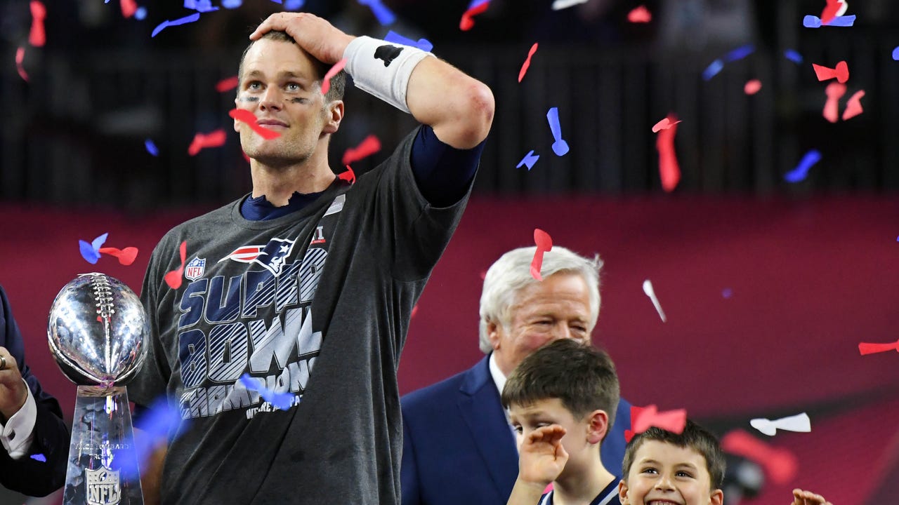 tom brady realizes his jersey is missing tom brady realizes his jersey is missing