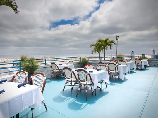 6 Outdoor Drinking Spots At The Shore