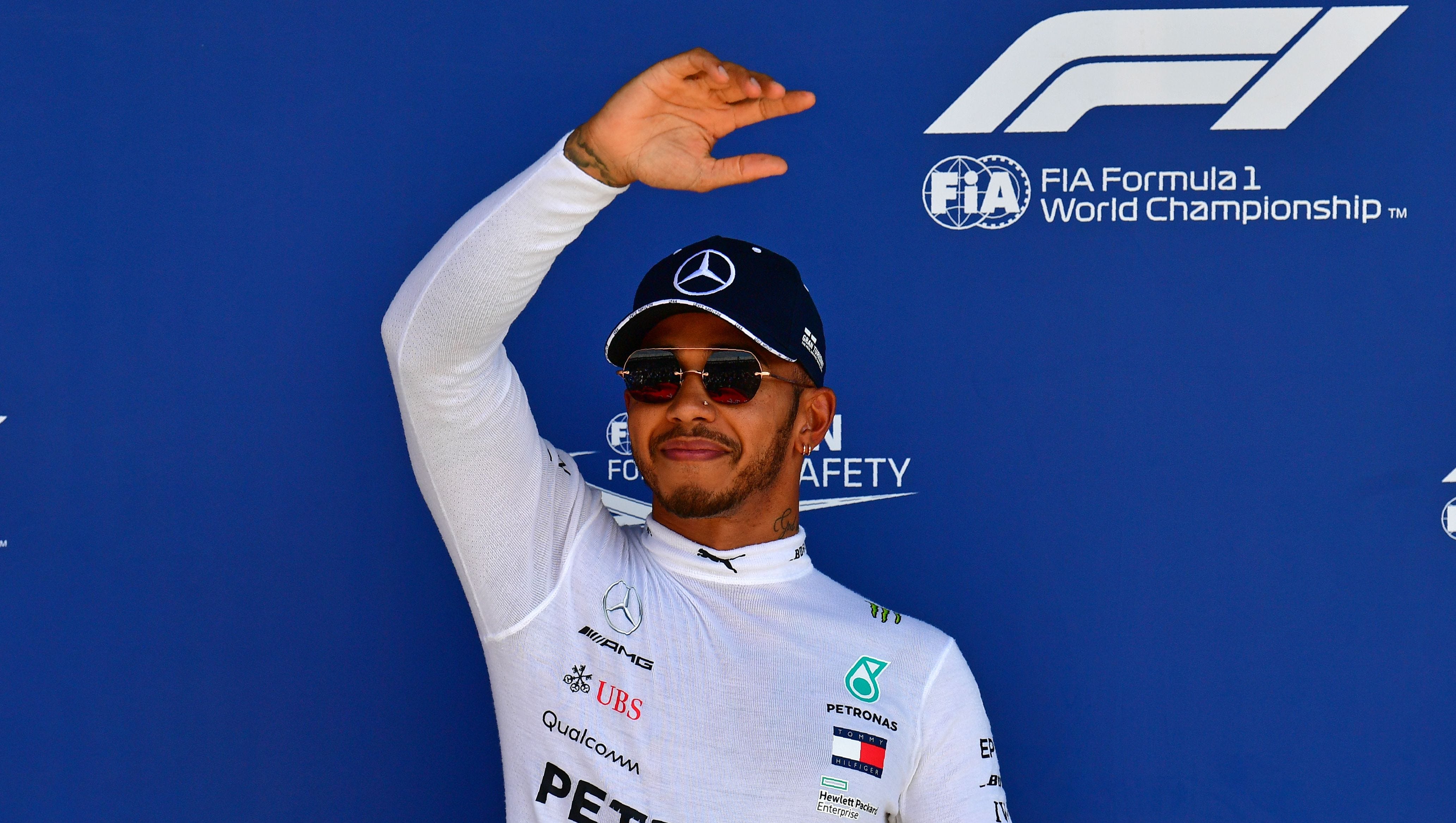 Formula 1 Lewis Hamilton Finally Signs New Contract With Mercedes