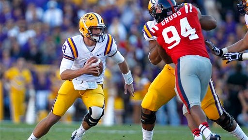 Zach Mettenberger scrambles out of the pocket vs. Ole Miss 