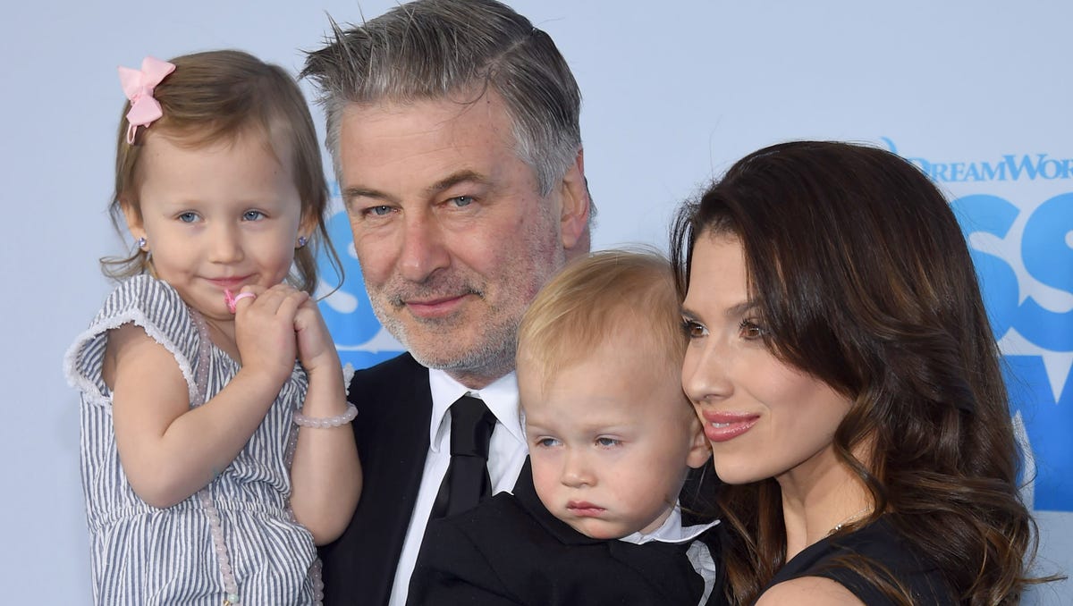 Elevator gnier krøllet Photos of the real 'Boss Baby': Alec Baldwin's son