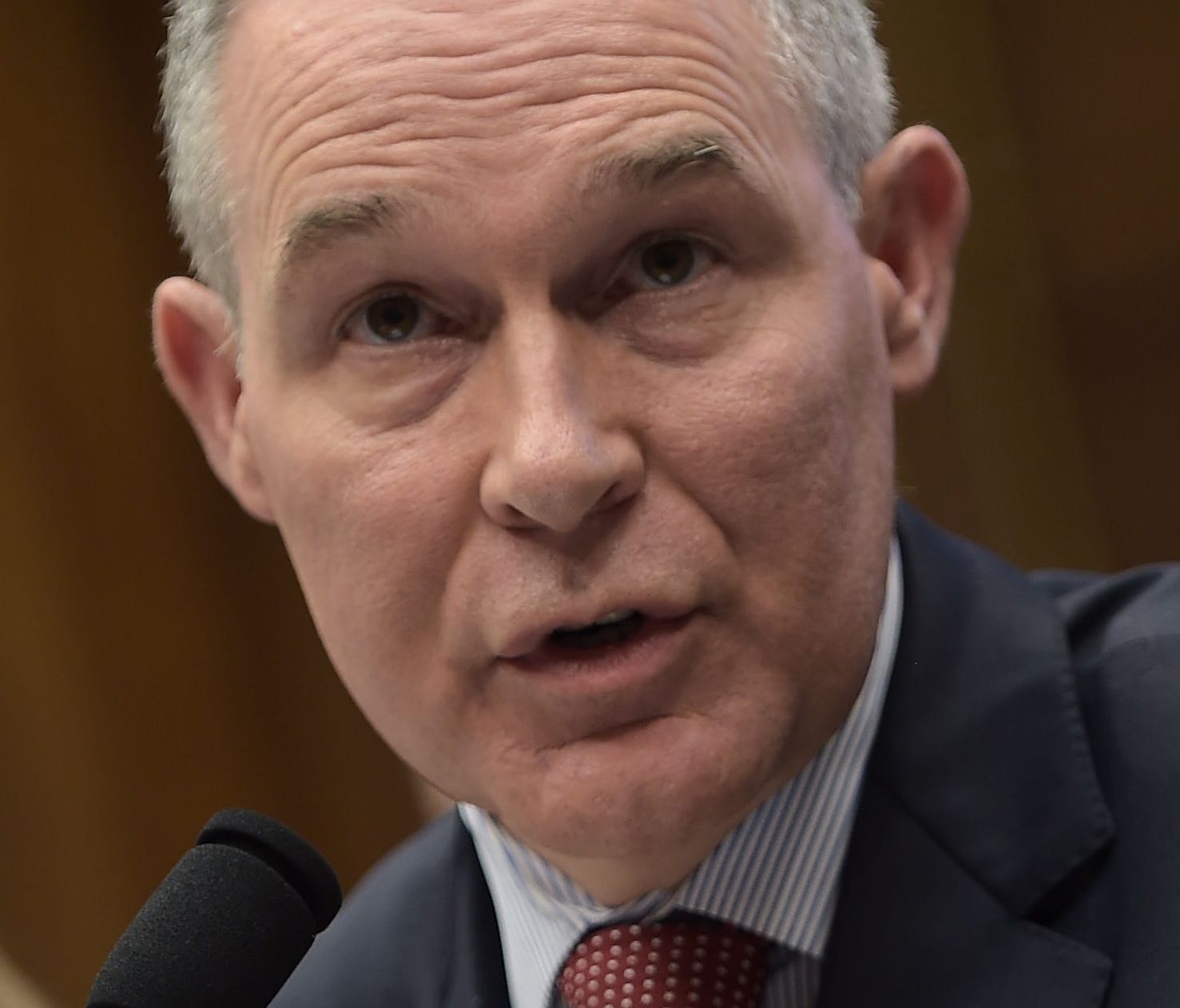 Environmental Protection Agency(EPA) chief Scott Pruitt(C) testifies before the House Energy and Commerce Committee after ethics scandals on April 26, 2018 on Capitol Hill in Washington,DC.