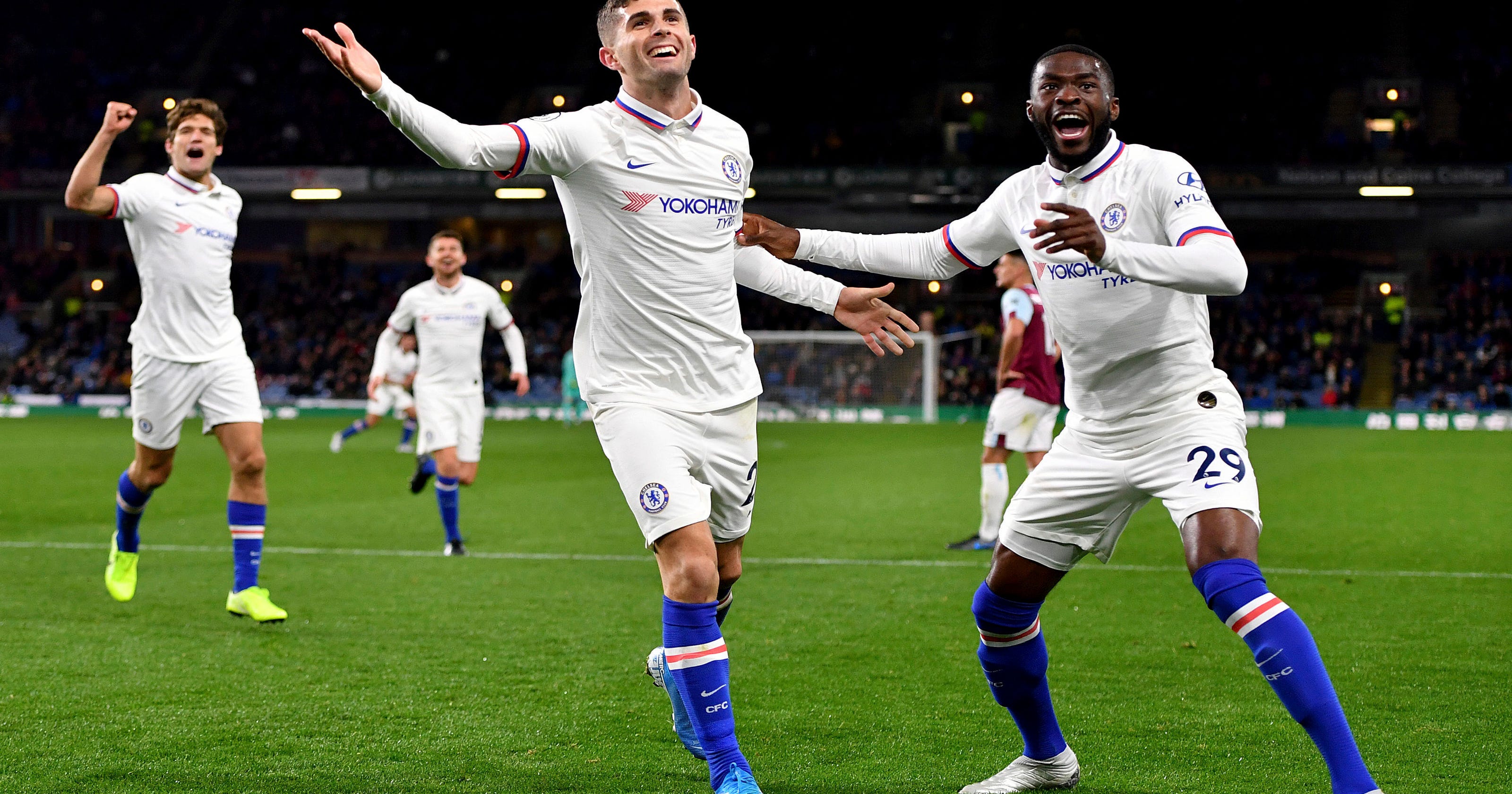 Pulisic scores 3 for Chelsea; City wins in Premier League