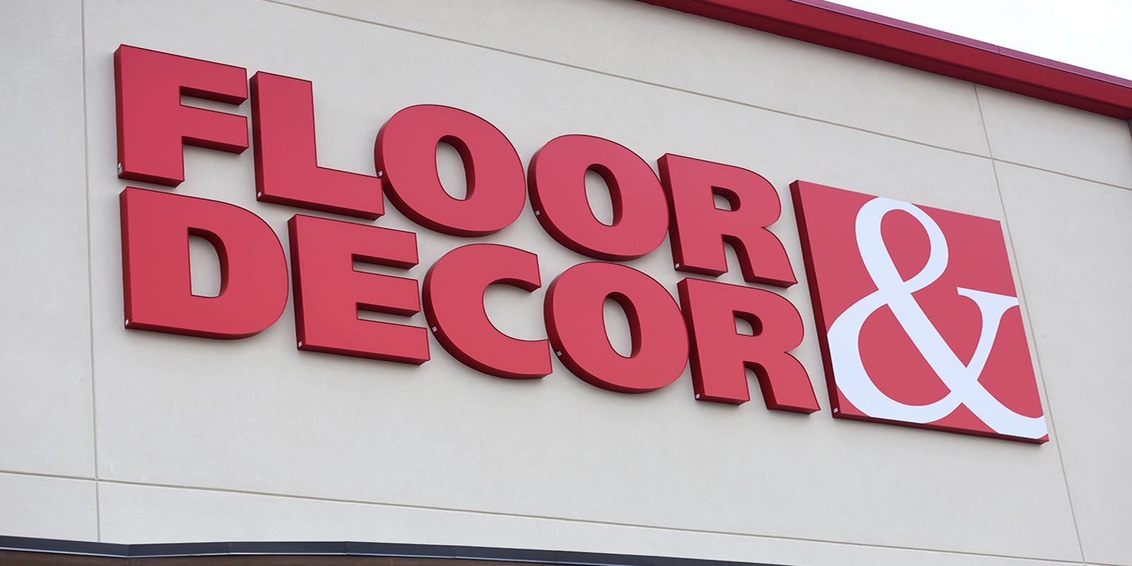 Floor Decor To Fill Empty Paramus Store