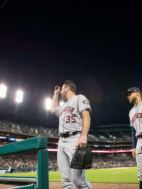 Rizzo nails three-run homer, helps Cubs beat Mets