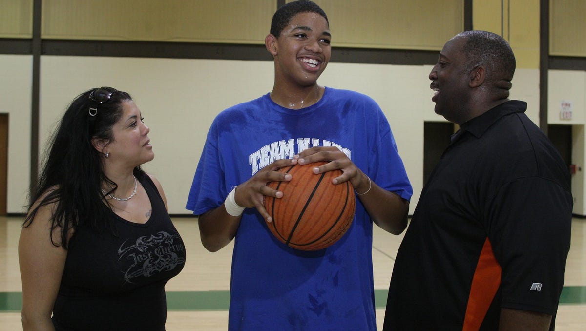 Karl-Anthony Towns loses mother to coronavirus