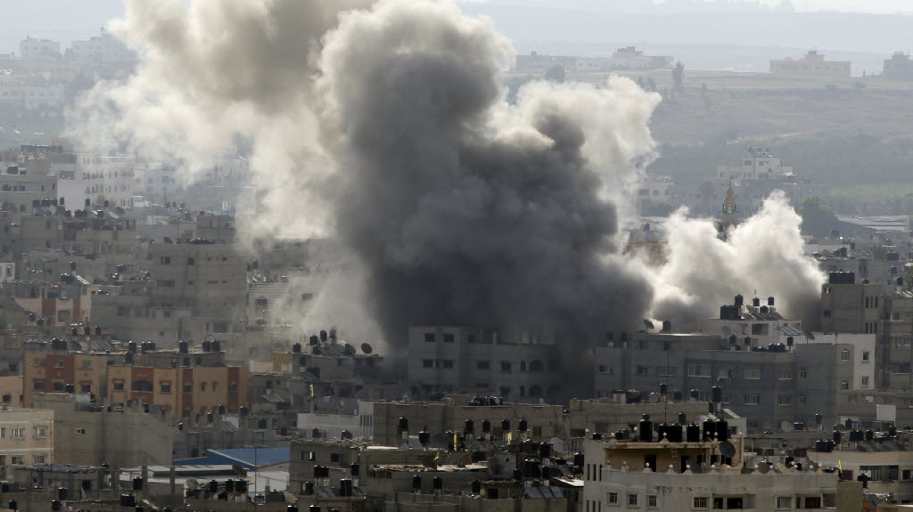 Palestinian deaths near 200 as first Israeli dies