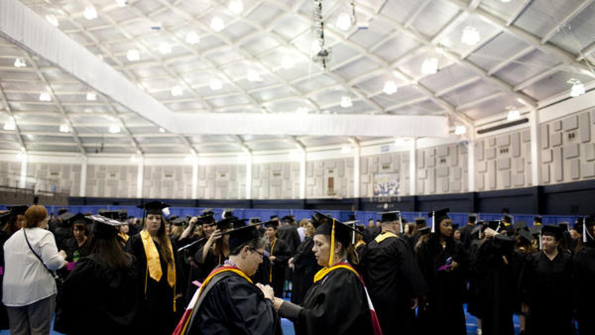 PHOTOS Ivy Tech Commencement